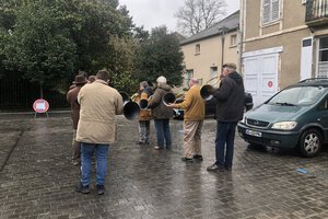 Les sonneurs des Échos du val d’Yèvre