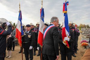 Remerciements aux porte-drapeaux