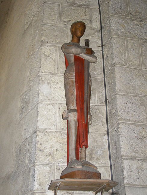Statue de Jeanne d’Arc en bois - collègiale Notre-Dame
