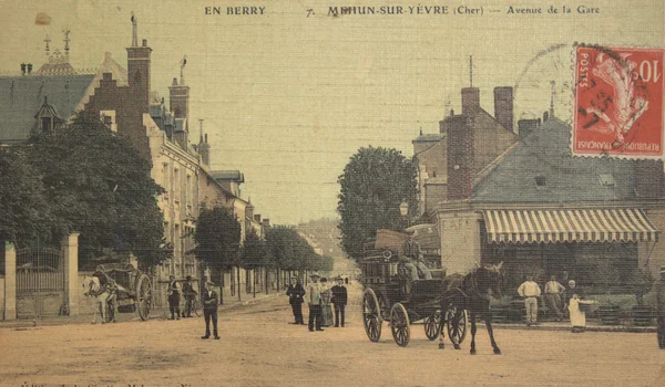 Carte postale - place de la gare