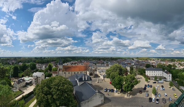 Mehun vue du château